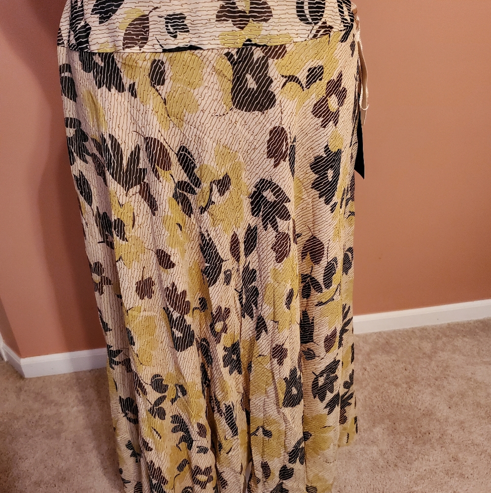 Nordstrom silk skirt size 14 $99 tag
